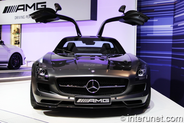 Mercedes-Benz SLS AMG GT Roadster Mercedes-Benz-SLS-AMG-GT-front-view