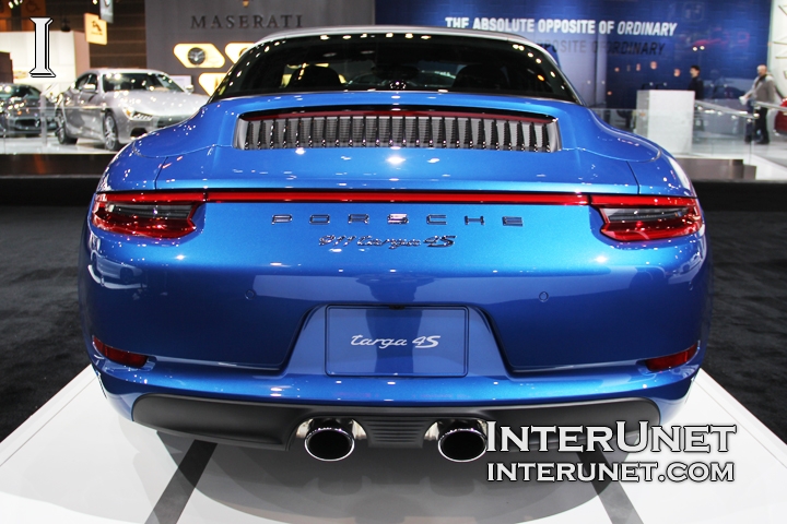 2017 Porsche 911 Targa 4S 2017-Porsche-911-Targa-4S-rear