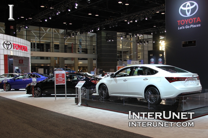 Toyota-display-Chicago-auto-show