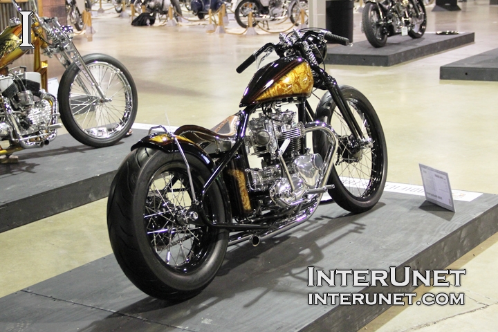 Triumph T-140 custom-Triumph