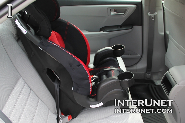 Child safety seat child-safety-seat-installed-in-2016-Toyota-Camry