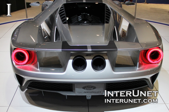 2017 Ford GT 2017-Ford-GT-rear