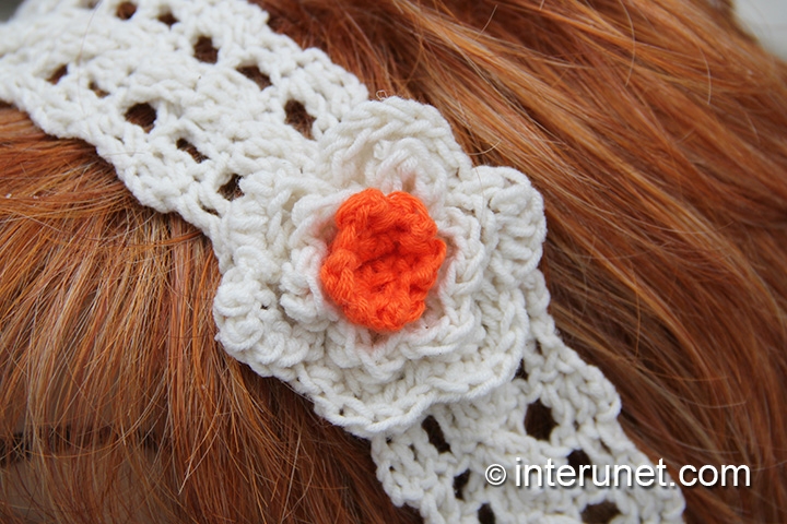 DIY flower crochet-white-orange-flower