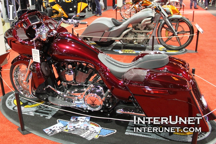 Harley-Davidson Road Glide custom-2015-Harley-Davidson-Road-Glide