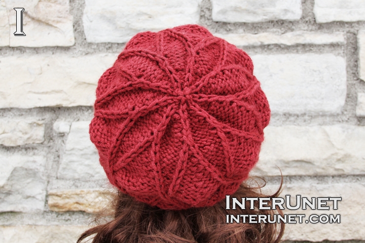 women's-hat-knitted
