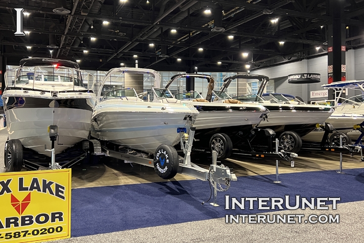Powerboats 2024 chicago boat show powerboats