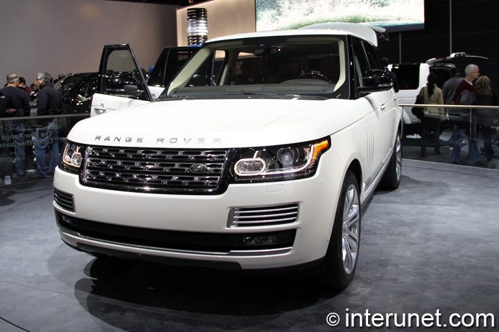 2014-Range-Rover-Long-Wheelbase-front-view