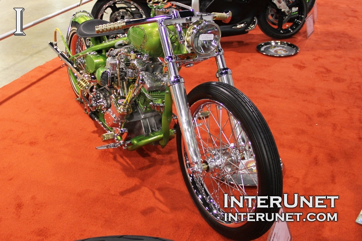 Twisted bobber freestyle custom motorcycle | interunet
