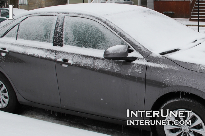 2016-Toyota-Camry-in-the-snow