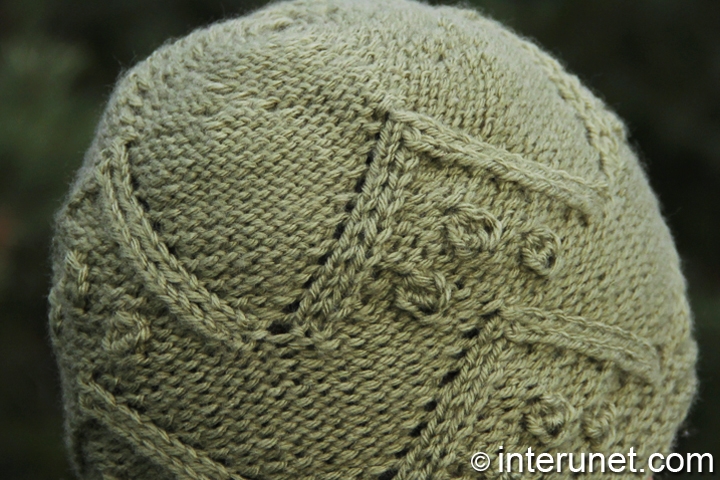 women’s-hat-knitting-pattern