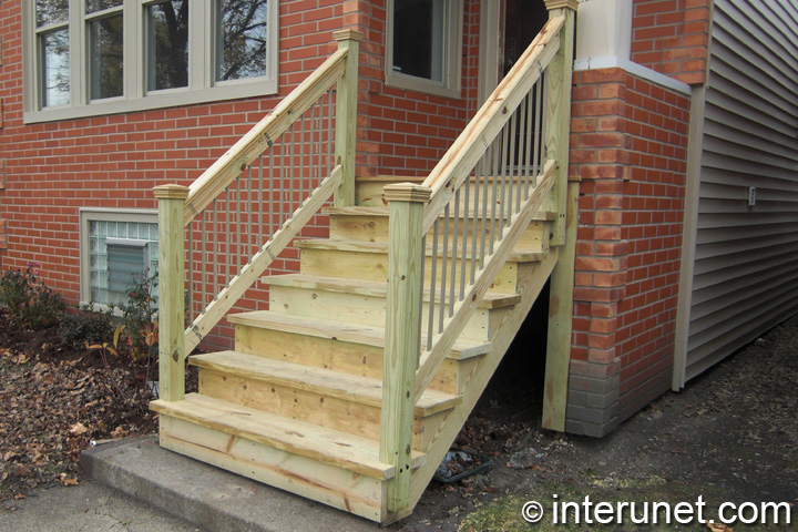 wood stairs wood-stairs-to-front-porch