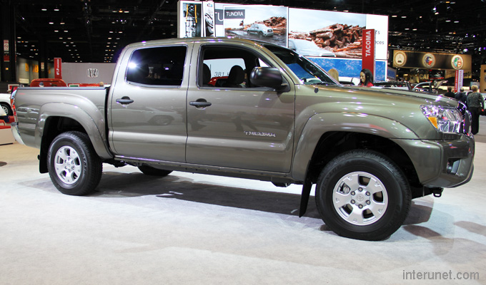 2013-toyota-tacoma-exterior