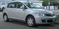 nissan-versa-hatchback-2012