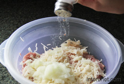 adding-salt-to-ground-meat