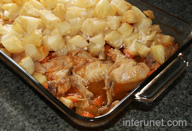 chicken-wings-baked-with-potato