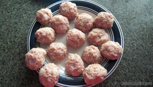 making-meatballs