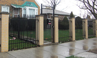 aluminum-fence-brick-pillars