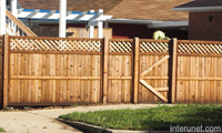 wood-fence-natural-color